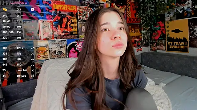 Snapshot of Butterflys1268 chatting on 02/21/25, 10:04 Butterflys1268 online show from 02/21/25, 10:04