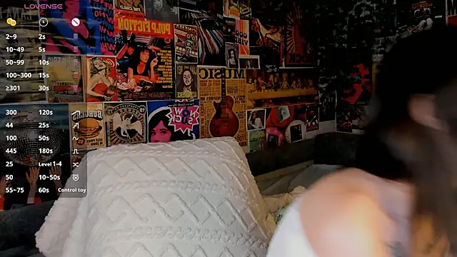 Snapshot of Butterflys1268 chatting on 02/27/25, 10:20 Butterflys1268 online show from 02/27/25, 10:20