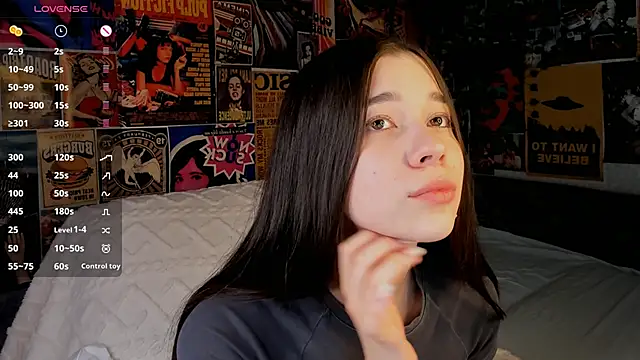 Snapshot of Butterflys1268 chatting on 02/28/25, 01:26 Butterflys1268 online show from 02/28/25, 01:26