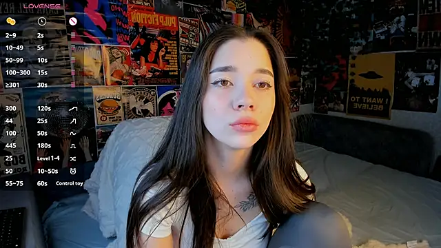 Snapshot of Butterflys1268 chatting on 03/08/25, 09:08 Butterflys1268 online show from 03/08/25, 09:08