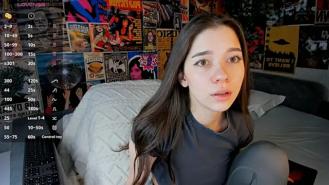 Snapshot of Butterflys1268 chatting on 03/12/25, 08:10 Butterflys1268 online show from 03/12/25, 08:10