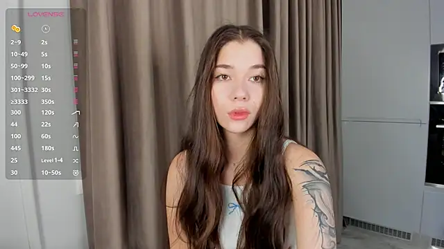 Snapshot of Butterflys1268 chatting on 10/13/25, 05:07 Butterflys1268 online show from 10/13/25, 05:07