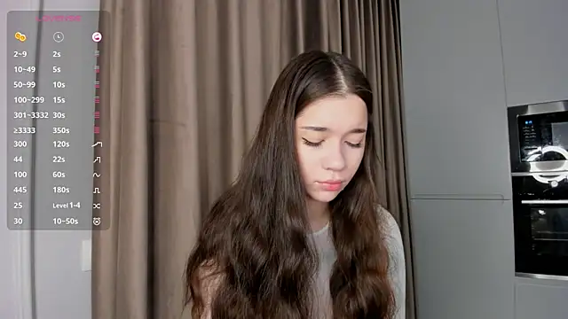 Snapshot of Butterflys1268 chatting on 10/31/25, 02:18 Butterflys1268 online show from 10/31/25, 02:18