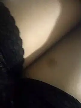 Snapshot of rohitlov150 chatting on 03/03/25, 04:35 rohitlov150 online show from 03/03/25, 04:35