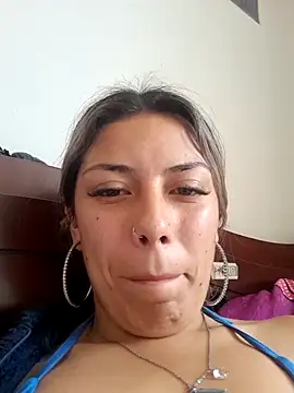 Snapshot of Sweel_Leyva18 chatting on 12/04/24, 05:00 Sweel Leyva18 online show from 12/04/24, 05:00