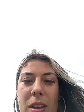 Snapshot of Sweel_Leyva18 chatting on 12/06/24, 08:18 Sweel Leyva18 online show from 12/06/24, 08:18