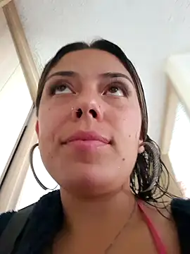 Snapshot of Sweel_Leyva18 chatting on 12/11/24, 07:25 Sweel Leyva18 online show from 12/11/24, 07:25