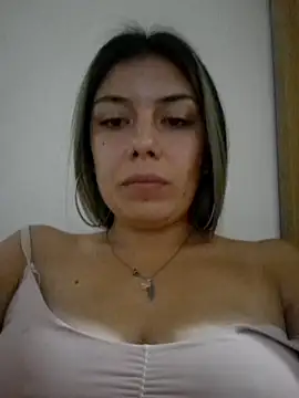 Snapshot of Sweel_Leyva18 chatting on 01/30/25, 03:11 Sweel Leyva18 online show from 01/30/25, 03:11