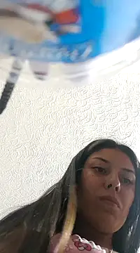 Snapshot of Sweel_Leyva18 chatting on 01/31/25, 04:47 Sweel Leyva18 online show from 01/31/25, 04:47