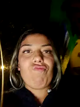 Snapshot of Sweel_Leyva18 chatting on 02/13/25, 12:24 Sweel Leyva18 online show from 02/13/25, 12:24