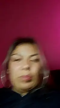 Snapshot of Sweel_Leyva18 chatting on 02/19/25, 03:50 Sweel Leyva18 online show from 02/19/25, 03:50