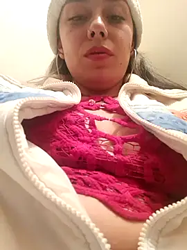 Snapshot of Sweel_Leyva18 chatting on 02/26/25, 04:25 Sweel Leyva18 online show from 02/26/25, 04:25