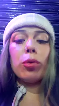 Snapshot of Sweel_Leyva18 chatting on 03/16/25, 03:04 Sweel Leyva18 online show from 03/16/25, 03:04