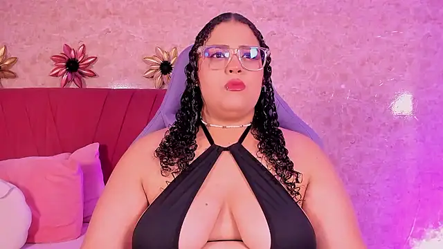 juli 2tyes online show from 01/09/26, 02:25