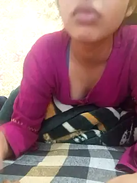 Snapshot of ks536191 chatting on 02/04/25, 10:21 ks536191 online show from 02/04/25, 10:21