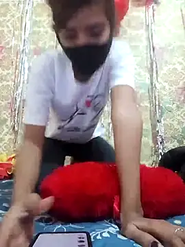 Snapshot of ks536191 chatting on 02/15/25, 04:36 ks536191 online show from 02/15/25, 04:36