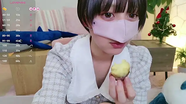 Snapshot of cohaku_329 chatting on 12/12/24, 06:21 cohaku 329 online show from 12/12/24, 06:21