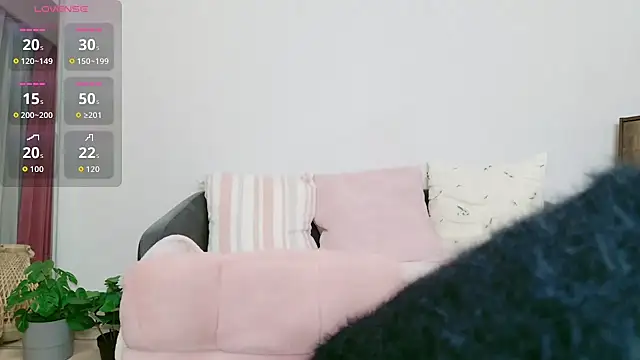 Snapshot of cohaku_329 chatting on 01/18/26, 11:14 cohaku 329 online show from 01/18/26, 11:14