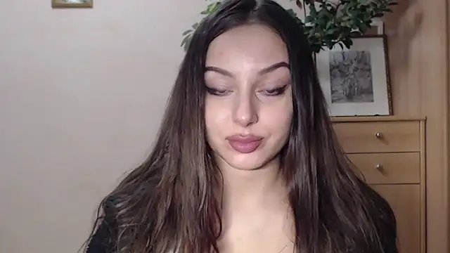 Snapshot of courtneyPerfect chatting on 01/13/25, 02:53 courtneyPerfect online show from 01/13/25, 02:53