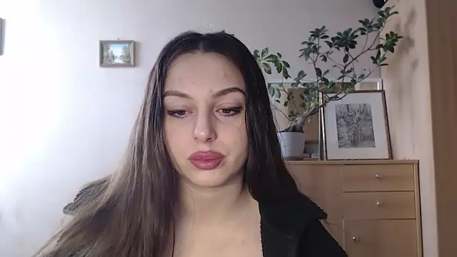 Snapshot of courtneyPerfect chatting on 01/28/25, 07:43 courtneyPerfect online show from 01/28/25, 07:43