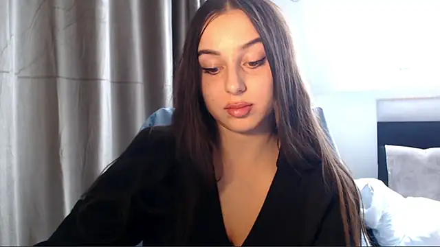 Snapshot of courtneyPerfect chatting on 09/29/25, 01:49 courtneyPerfect online show from 09/29/25, 01:49