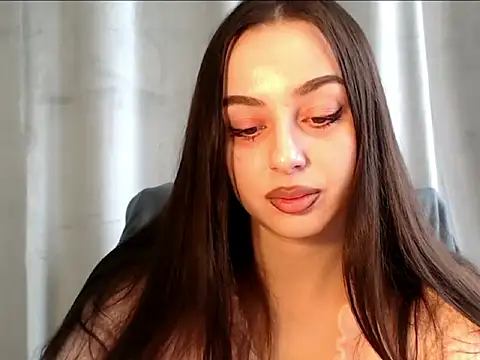 Snapshot of courtneyPerfect chatting on 01/14/26, 10:43 courtneyPerfect online show from 01/14/26, 10:43