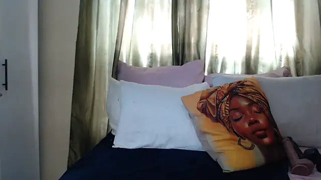 Foxybrownxx1 online show from 11/27/25, 06:48