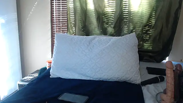 Snapshot of Foxybrownxx1 chatting on 04/06/26, 07:31 Foxybrownxx1 online show from 04/06/26, 07:31