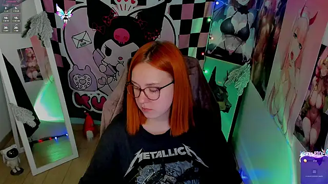 Snapshot of Rudy_02 chatting on 12/10/24, 01:44 Rudy 02 online show from 12/10/24, 01:44