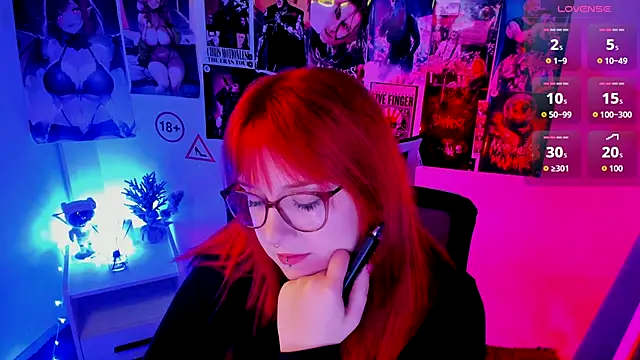 Snapshot of Rudy_02 chatting on 09/30/25, 09:31 Rudy 02 online show from 09/30/25, 09:31