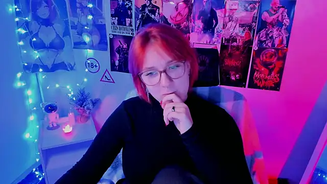 Snapshot of Rudy_02 chatting on 10/21/25, 12:06 Rudy 02 online show from 10/21/25, 12:06