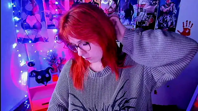 Snapshot of Rudy_02 chatting on 10/30/25, 10:16 Rudy 02 online show from 10/30/25, 10:16