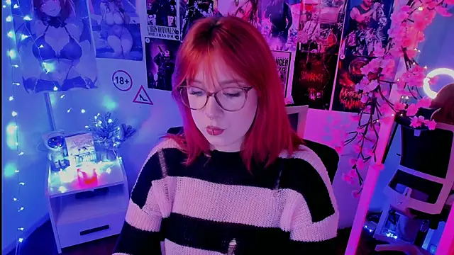 Snapshot of Rudy_02 chatting on 11/12/25, 11:14 Rudy 02 online show from 11/12/25, 11:14