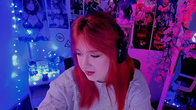 Snapshot of Rudy_02 chatting on 11/13/25, 11:25 Rudy 02 online show from 11/13/25, 11:25