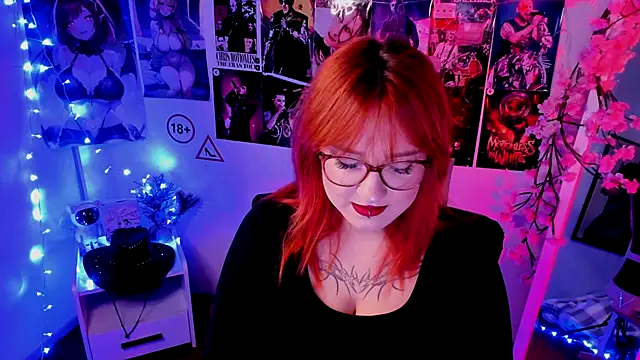 Snapshot of Rudy_02 chatting on 11/23/25, 01:27 Rudy 02 online show from 11/23/25, 01:27