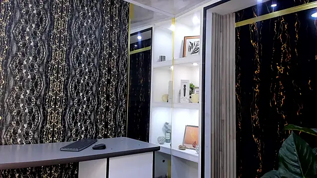 MirandaRossi online show from 10/01/25, 02:50