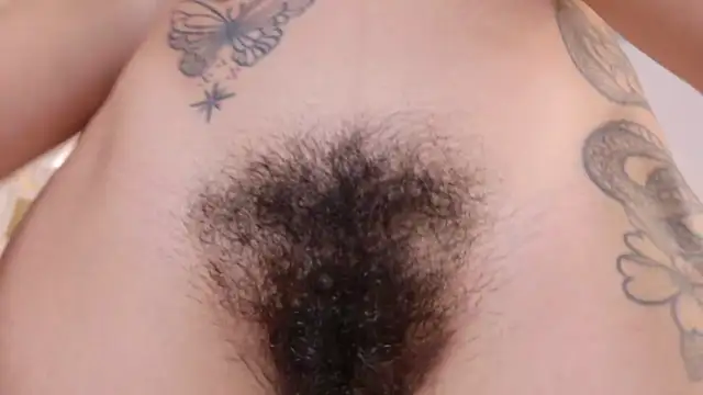 Snapshot of hairy_samantha chatting on 01/19/25, 07:15 hairy samantha online show from 01/19/25, 07:15