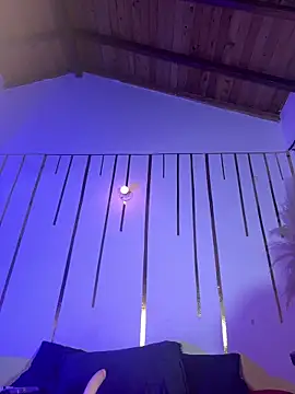 LylaLee111 online show from 01/20/25, 06:43