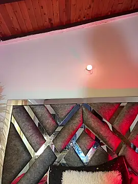 LylaLee111 online show from 03/18/25, 12:58