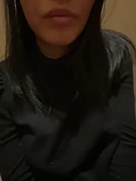 zqq5522 online show from 02/22/26, 08:24