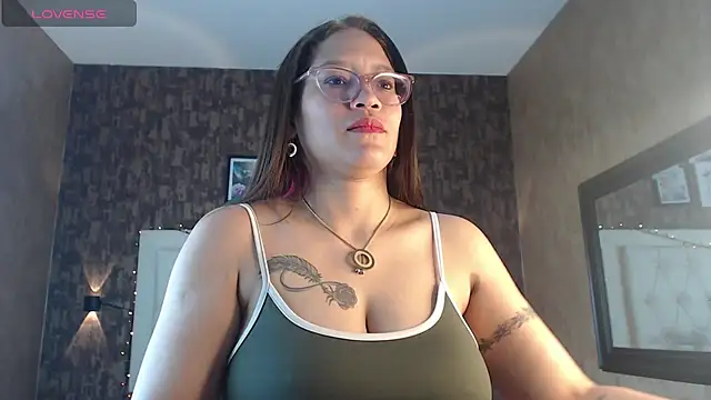 samantha  karolstone online show from 12/25/24, 08:28