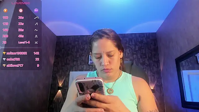 samantha  karolstone online show from 01/30/25, 03:33