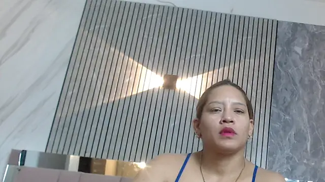 Snapshot of samantha__karolstone chatting on 05/12/26, 06:27 samantha karolstone online show from 05/12/26, 06:27