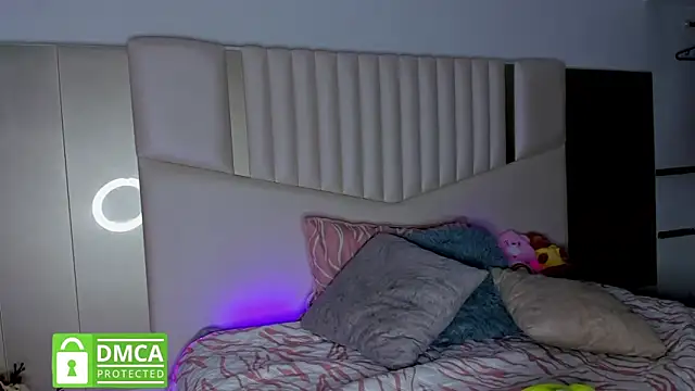 queen angelique online show from 02/28/25, 09:23