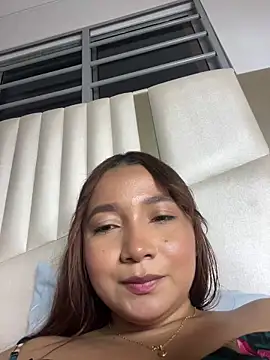 queen angelique online show from 06/07/26, 11:41