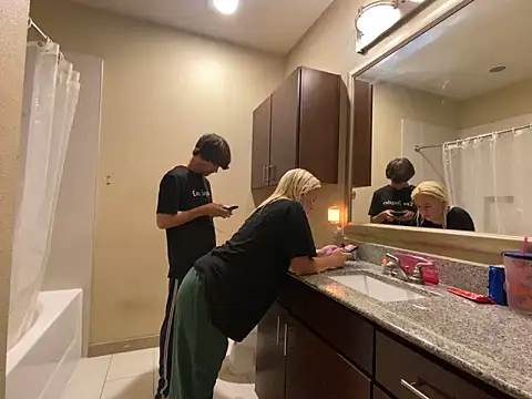 girlfriendmissy online show from 03/11/25, 11:48