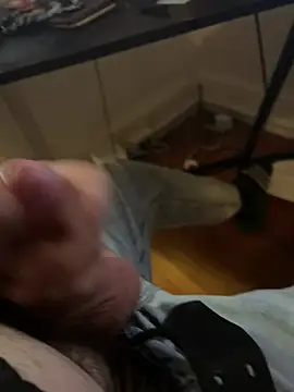 Snapshot of chicostick413 chatting on 02/27/25, 08:42 chicostick413 online show from 02/27/25, 08:42