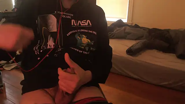 Snapshot of chicostick413 chatting on 03/03/25, 02:37 chicostick413 online show from 03/03/25, 02:37