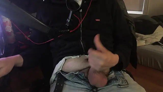 Snapshot of chicostick413 chatting on 03/10/25, 09:07 chicostick413 online show from 03/10/25, 09:07