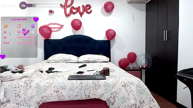 Snapshot of Sanyi_hot chatting on 02/19/25, 10:09 Sanyi hot online show from 02/19/25, 10:09